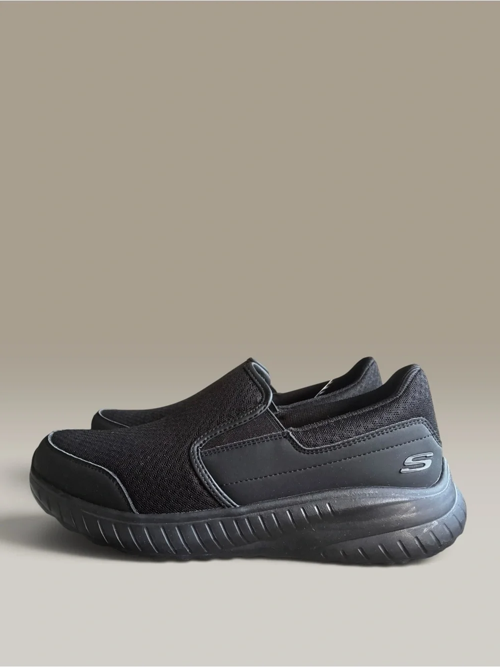 Skechers Work Squad Chaos SR - Urgran Men’s Size 9.5 Work Shoes